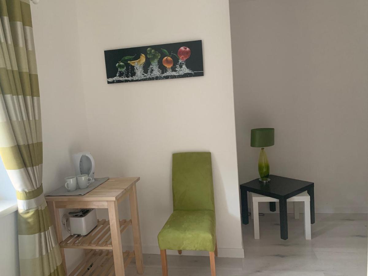 Feathers Apartments แฮร์มากอร์ ภายนอก รูปภาพ